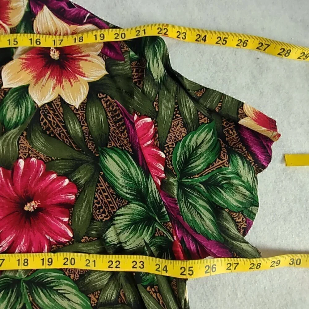 Bentley Women's Green, Pink Floral, Hawaiian 2 Pc Blouse & Skirt Suit Size 22W